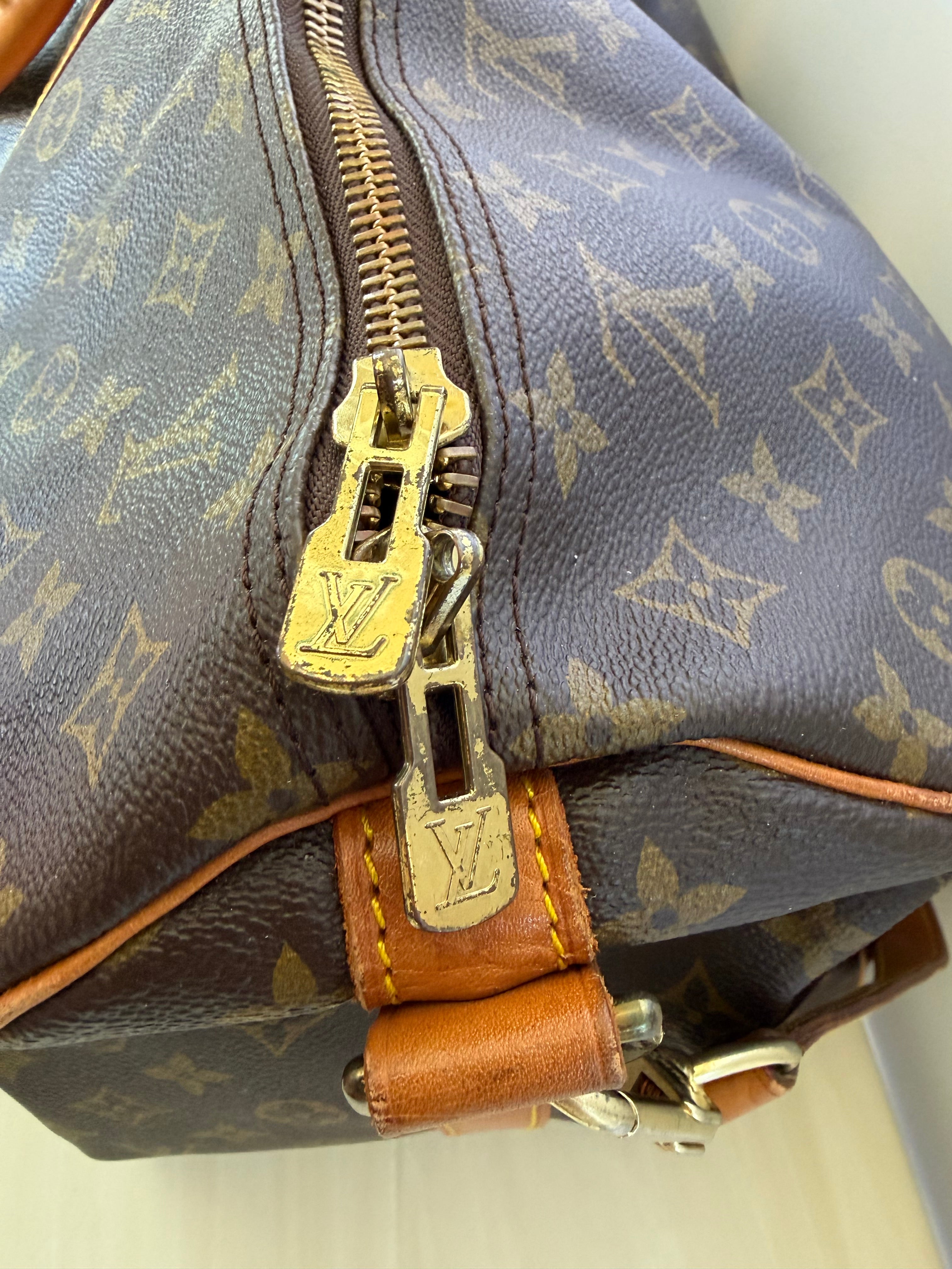 Louis Vuitton Vintage Monogram Keepall 60 Bandoulière Travel Duffel Bag with Strap