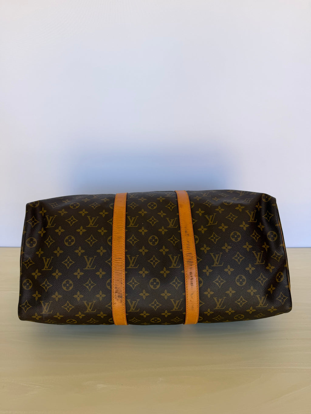 Louis Vuitton Vintage Monogram Keepall 50 Duffel Bag Travel Bag with Vachetta Leather Trim & Lock – Made in France