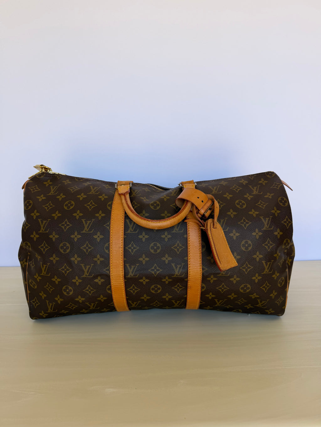 Louis Vuitton Vintage Monogram Keepall 50 Duffel Bag Travel Bag with Vachetta Leather Trim & Lock – Made in France