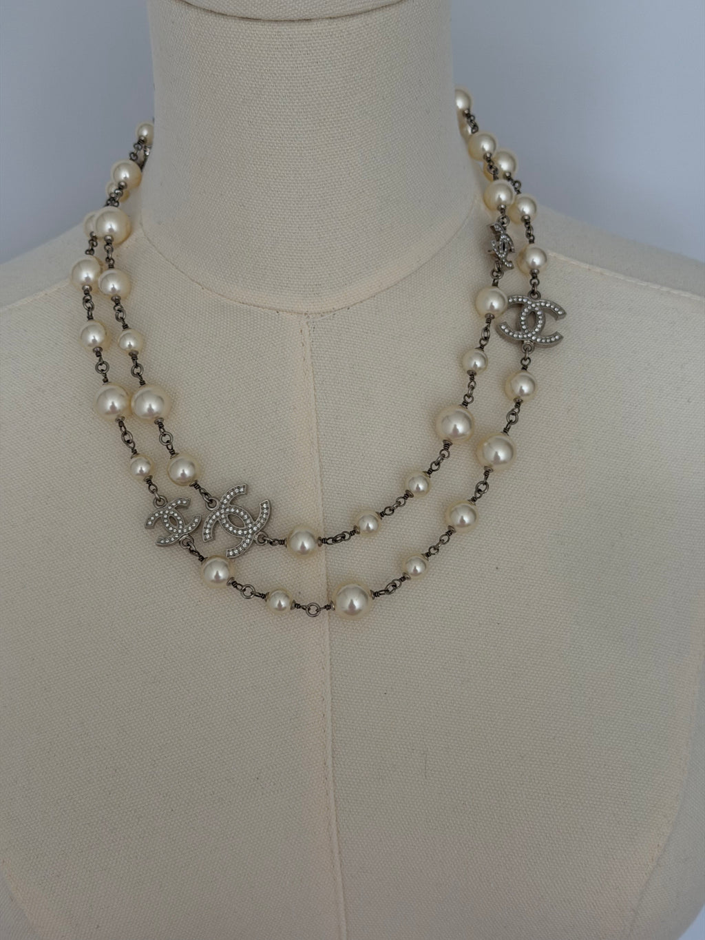 Chanel CC Faux Pearl Long Necklace Silver Crystal Logo Station Chain Classic
