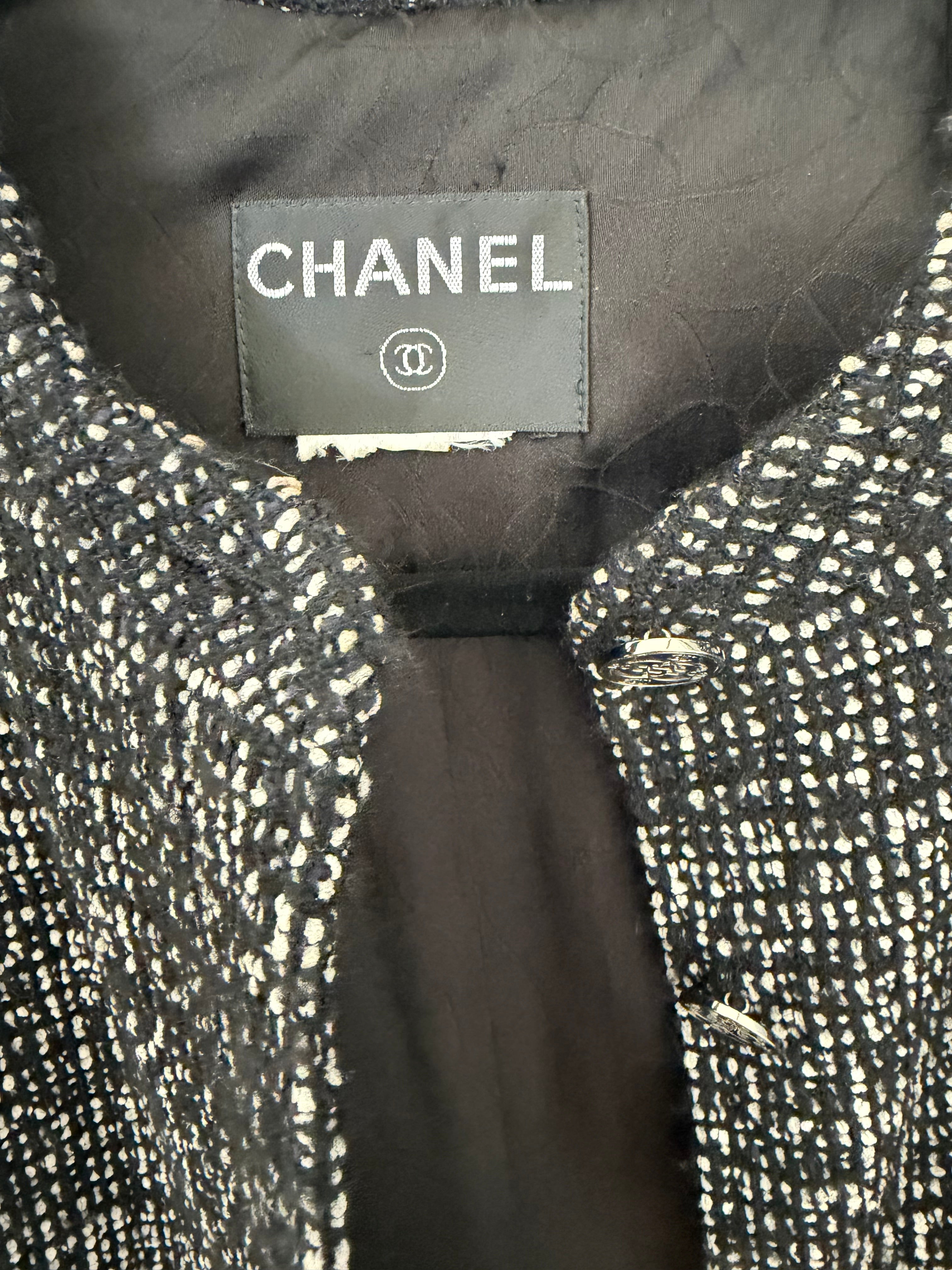 Chanel Black & White Tweed Jacket with CC Logo Buttons | Classic Structured Blazer Size 40